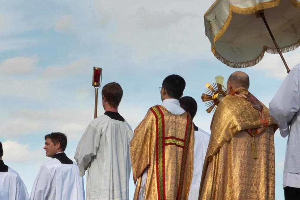 Catholic young adults reflect on first week of Eucharistic pilgrimage across Midwest