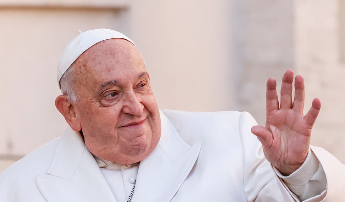 Pope Francis reflects on trials, hope found in hospital