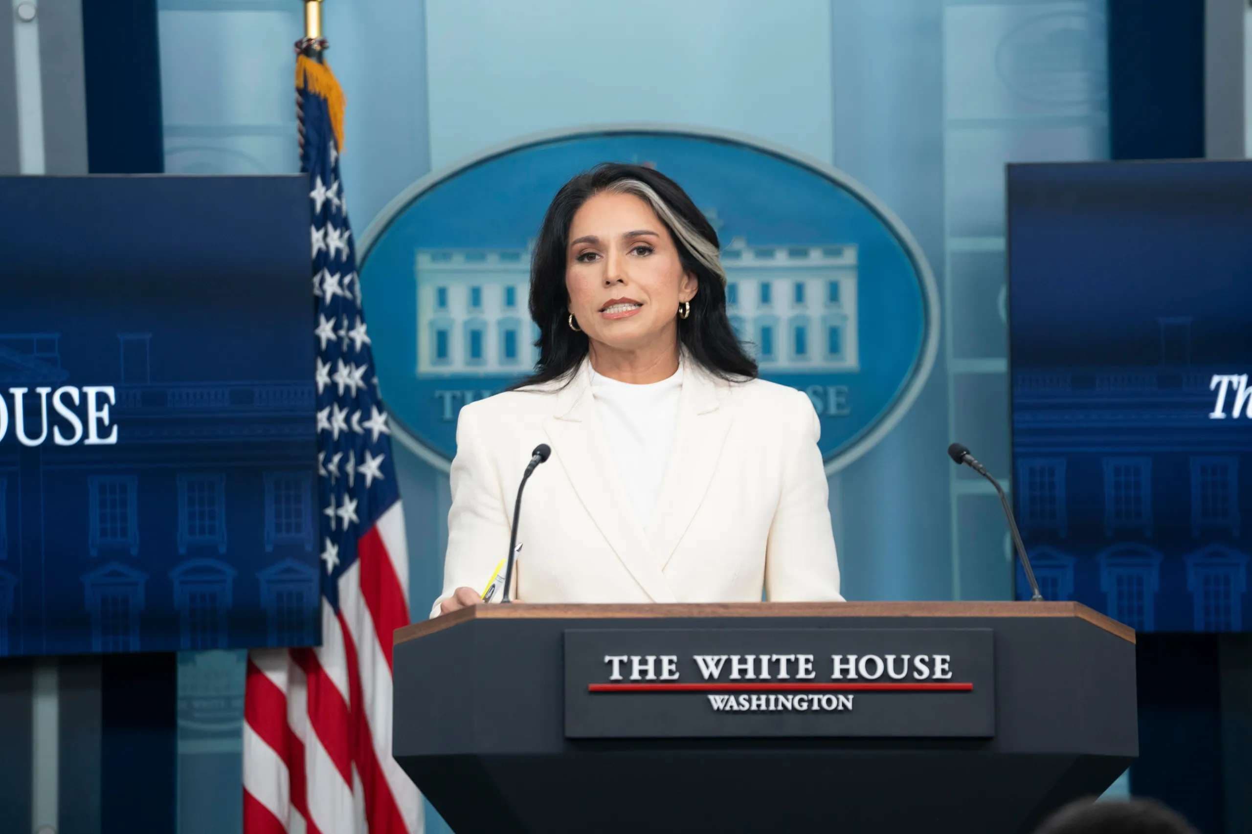 Tulsi Gabbard resigns as Trump intelligence chief