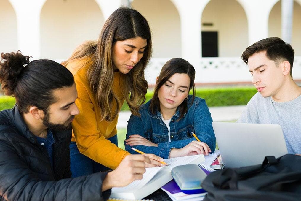 Texas bishops ‘profoundly disappointed’ by court blocking in-state tuition for undocumented students
