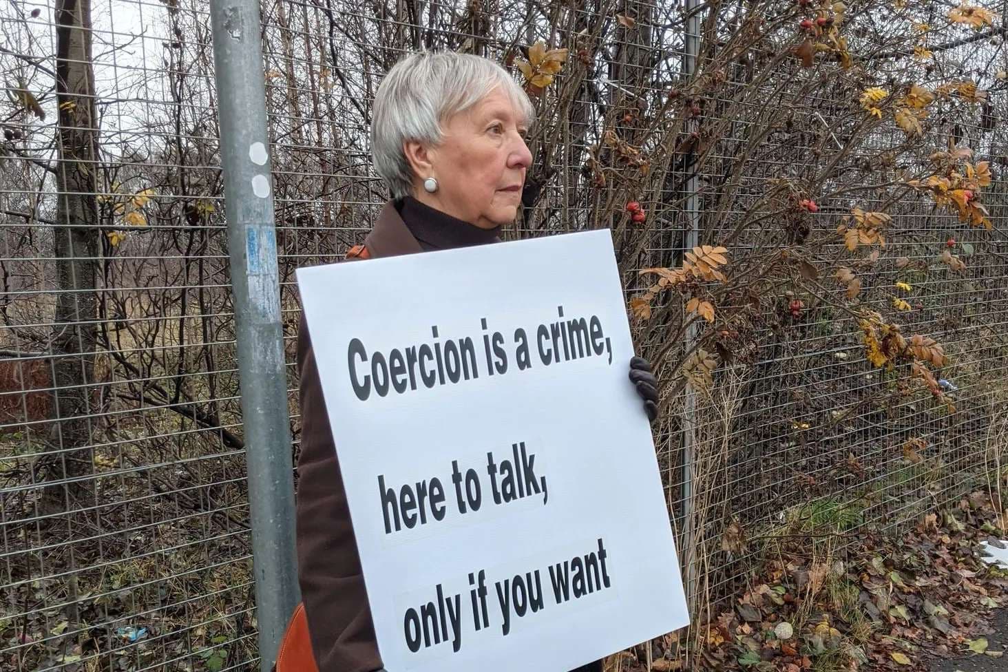 Criminal charges dropped against 75-year-old Scottish pro-life advocate who offered conversation near abortion facility