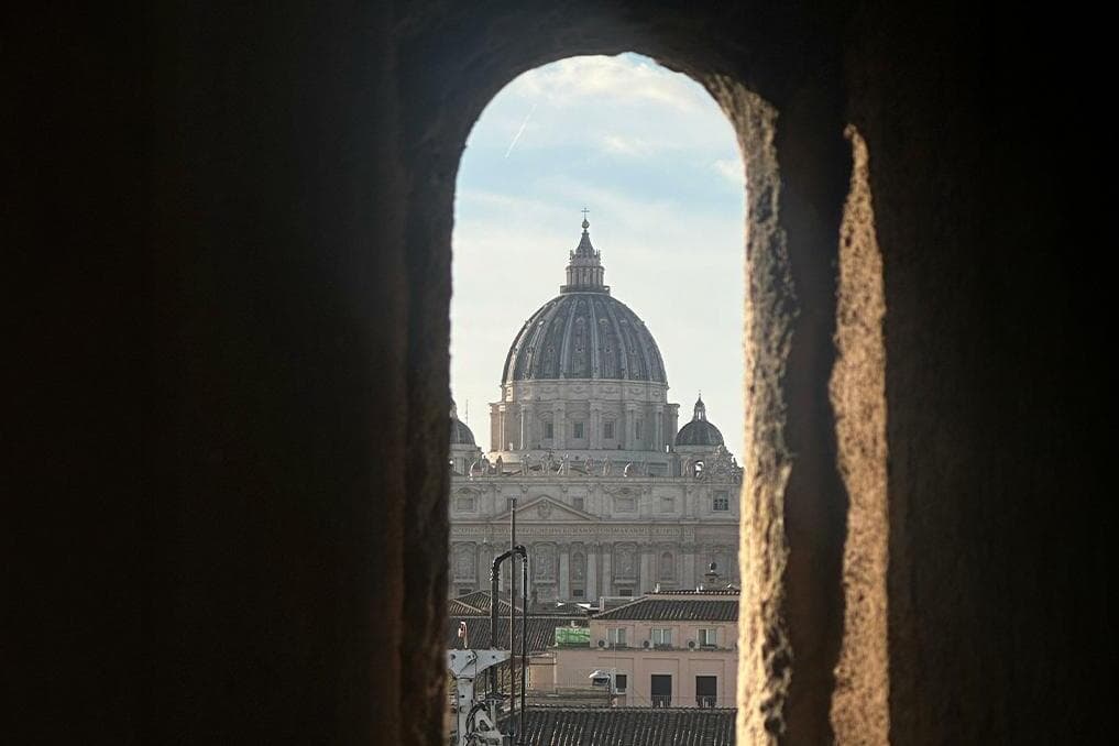 Google searches on how to become Catholic spike 373% after death of Pope Francis