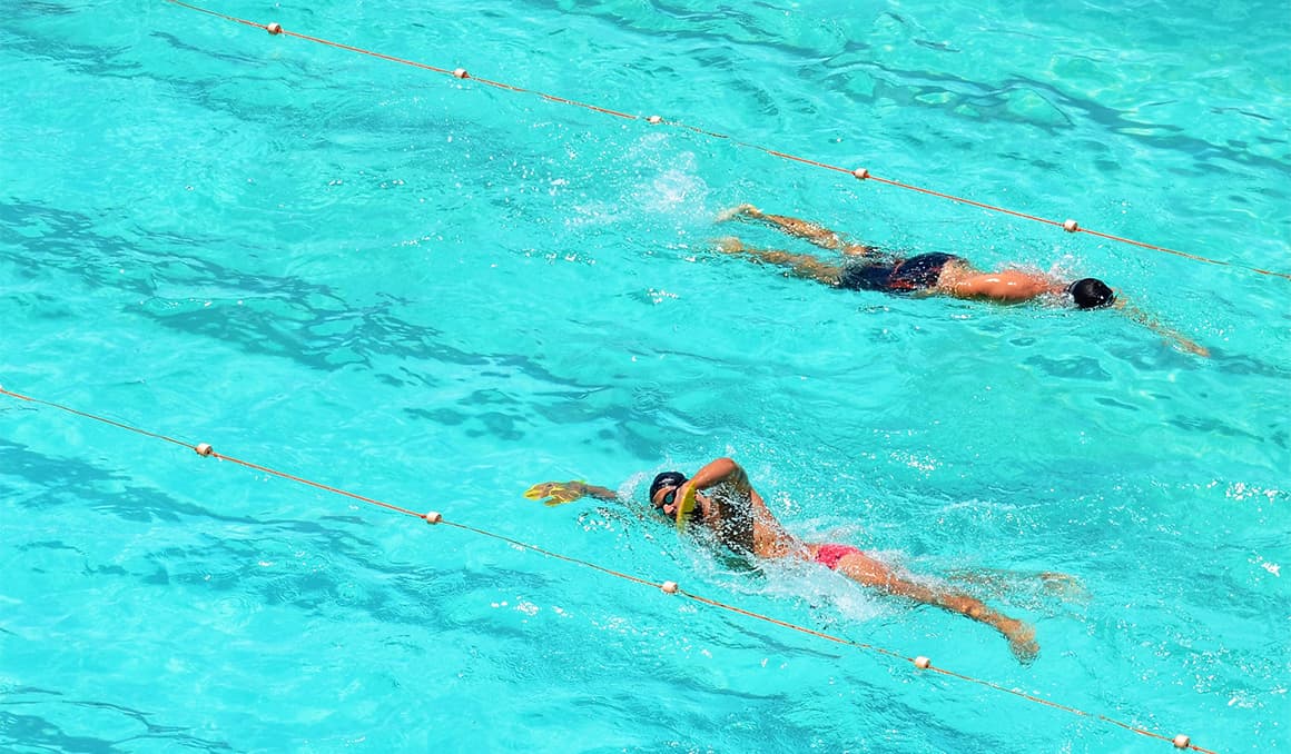 Female swimmers sue Ivy League, Harvard, NCAA over inclusion of male swimmer Lia Thomas