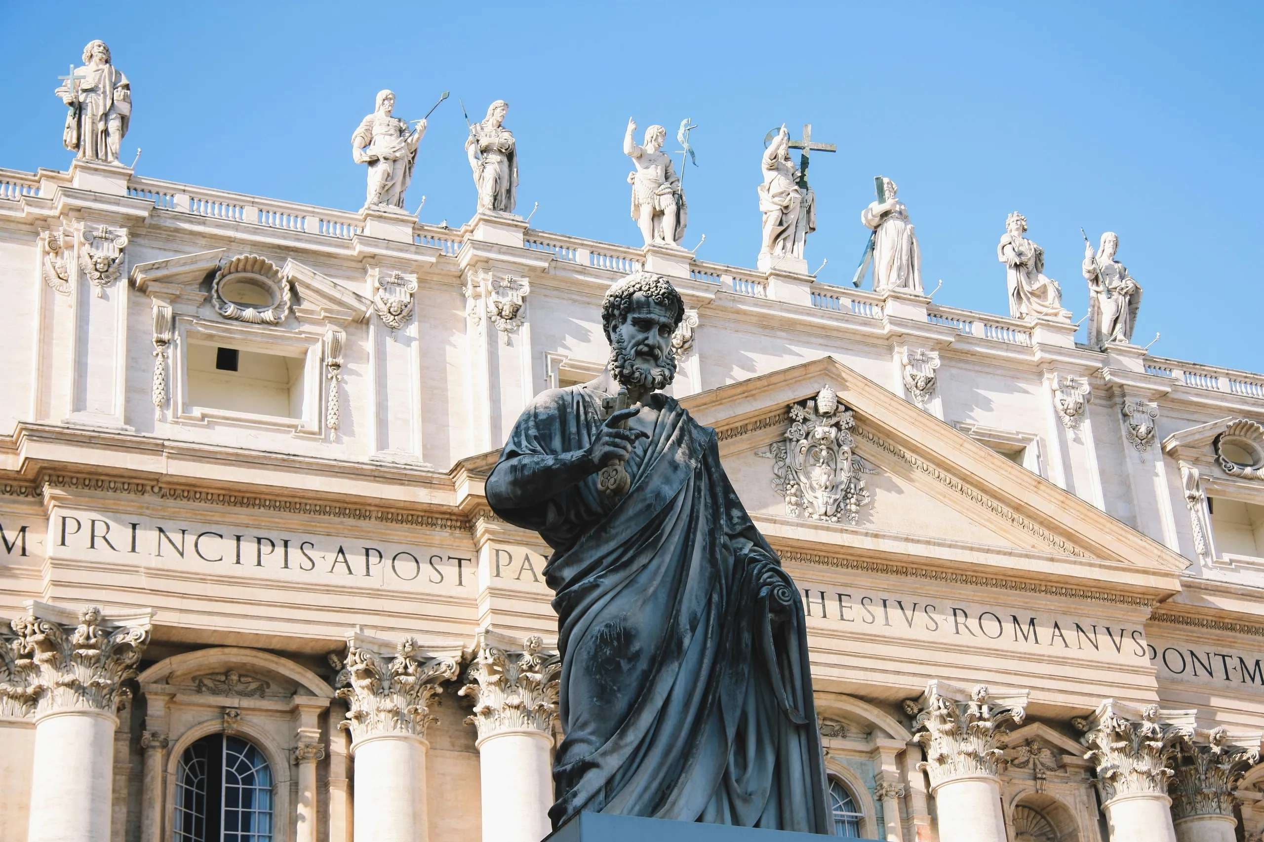 Vatican prefect: 2024 letter against formal same-sex couple blessings applies to German bishops’ current handbook