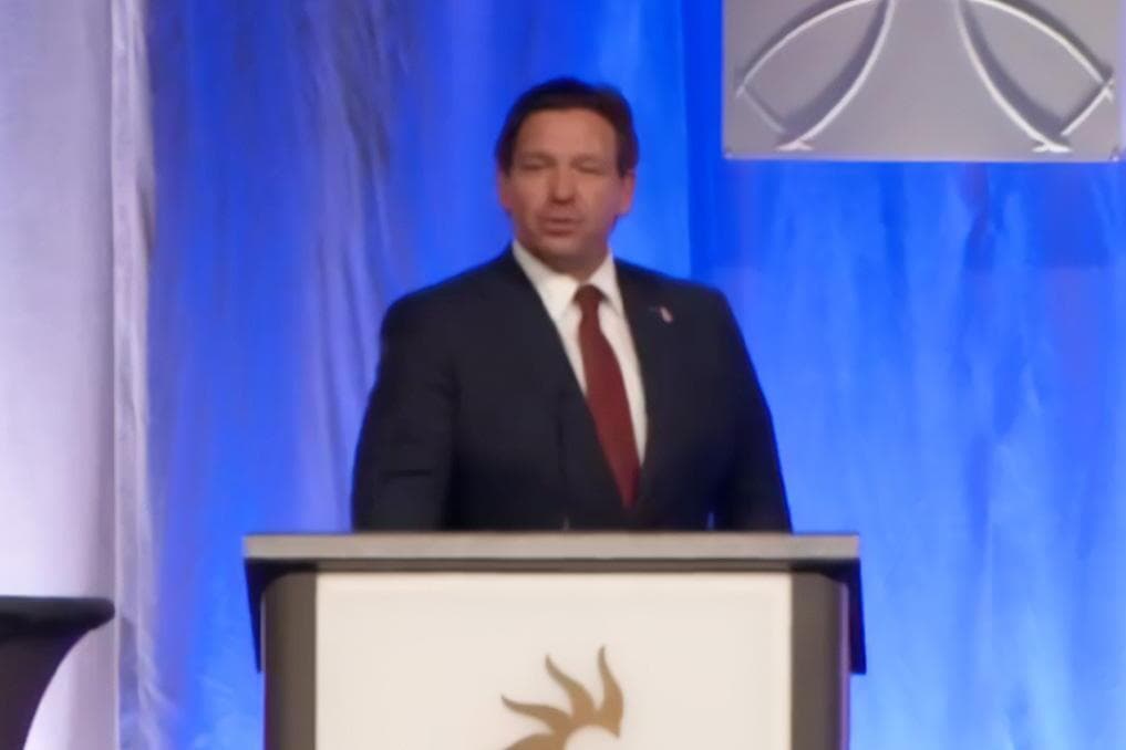 DeSantis praises homeschool families, defends parental rights at major Florida convention
